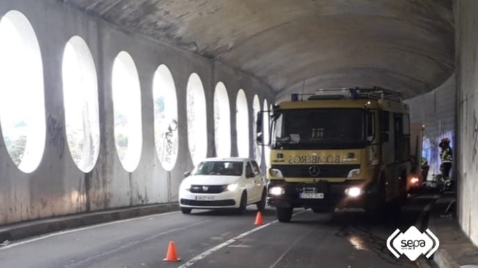Un motorista fallecido y otro herido en un accidente múltiple en Cabrales Un motorista fallecido y otro herido en un accidente múltiple en Cabrales
