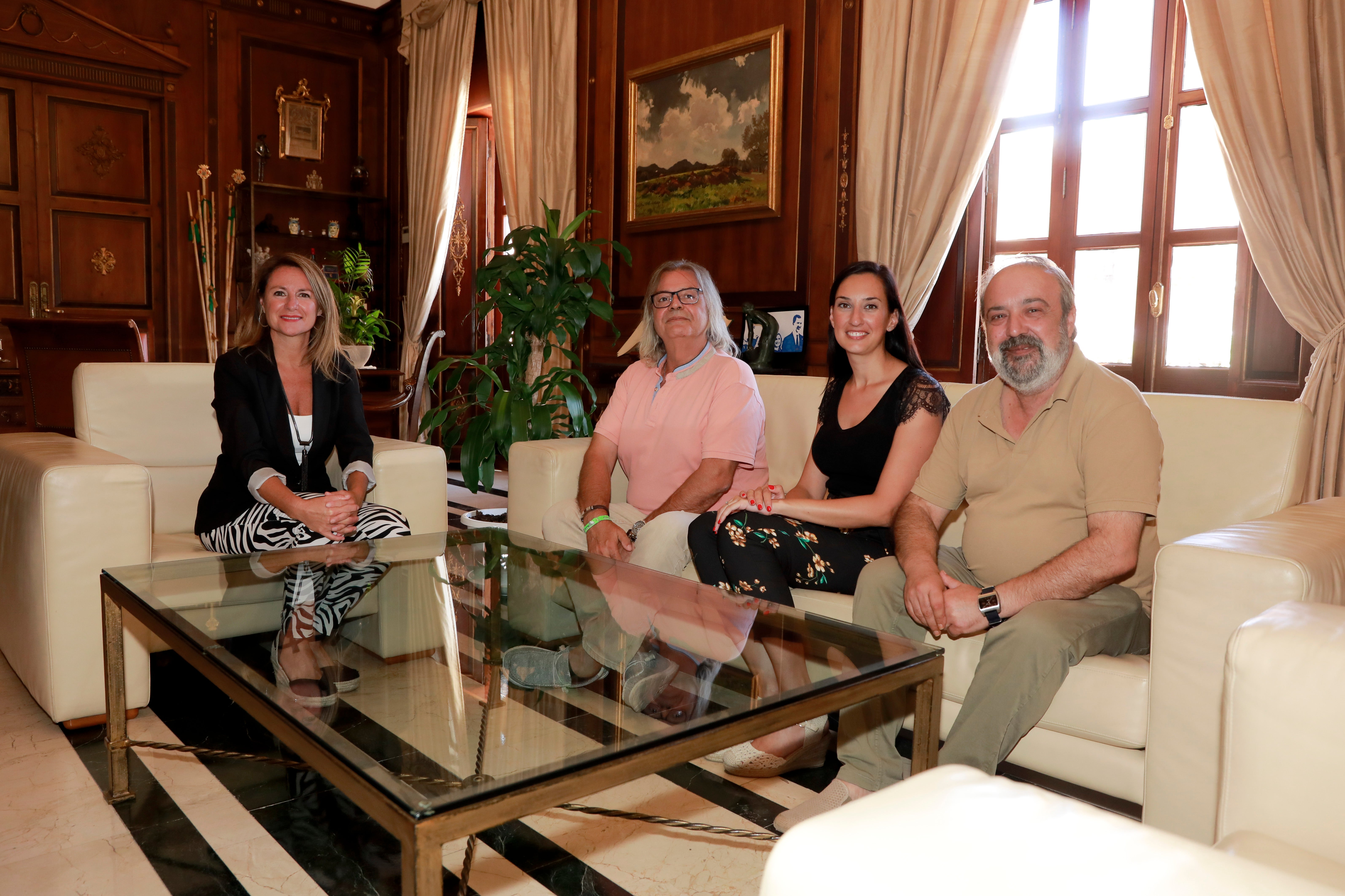 Castelló se compromete a implantar la enfermería escolar en todos los centros Castelló se compromete a implantar la enfermería escolar en todos los centros