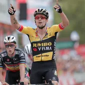 Roglic se lleva la octava etapa Kuss se pone líder Roglic se lleva la octava etapa Kuss se pone líder