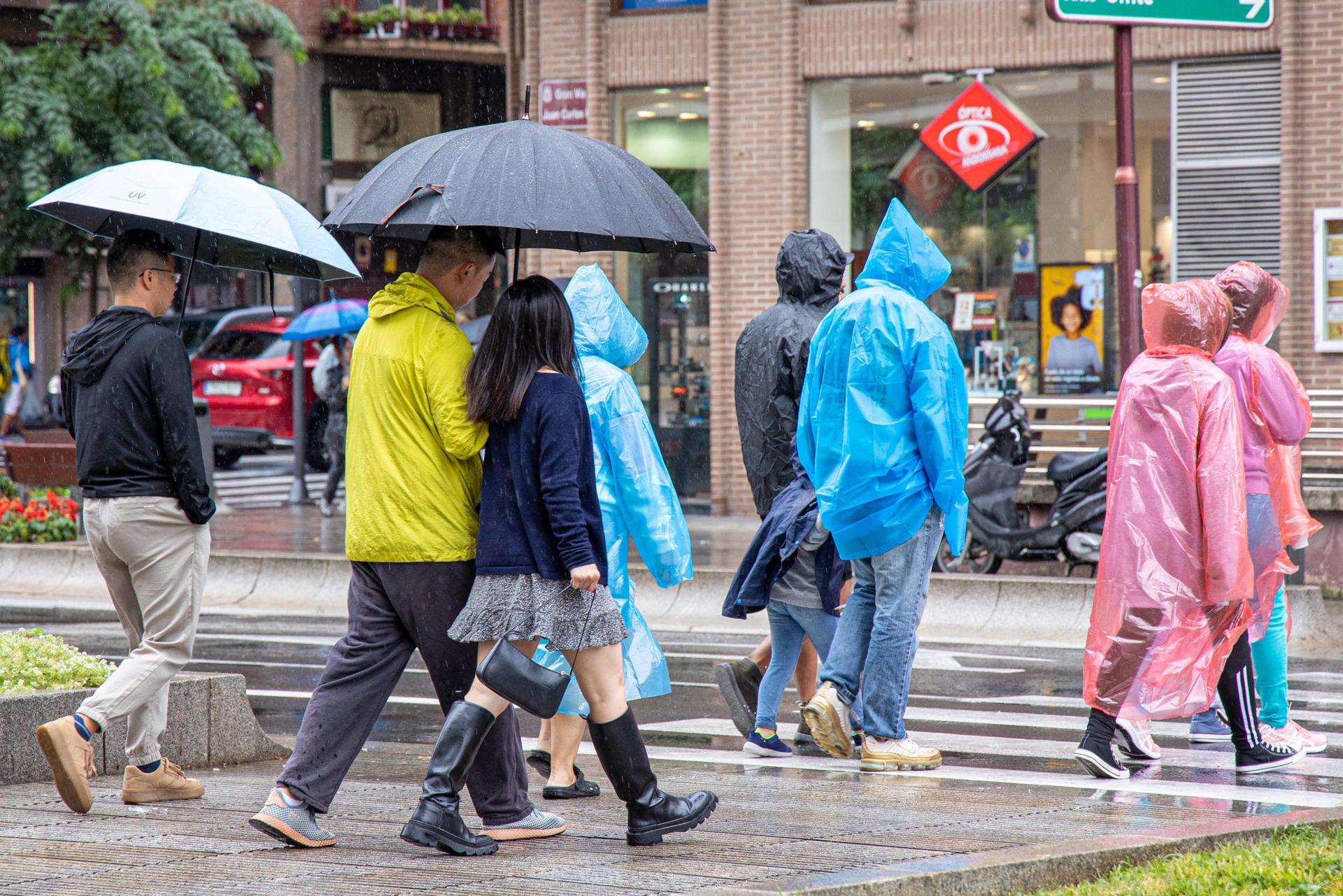 La DANA pone en alerta por tormentas a 25 provincias este domingo La DANA pone en alerta por tormentas a 25 provincias este domingo