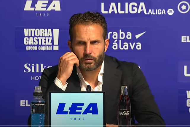 Rubén Baraja habla de asumir la realidad actual del Valencia Rubén Baraja habla de asumir la realidad actual del Valencia
