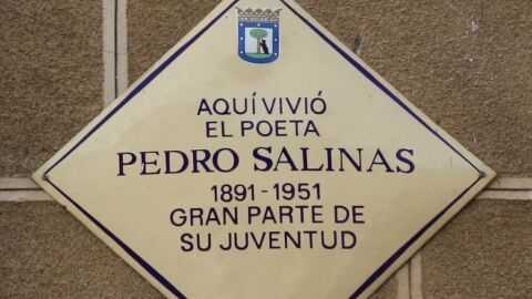 Placa Pedro Salinas