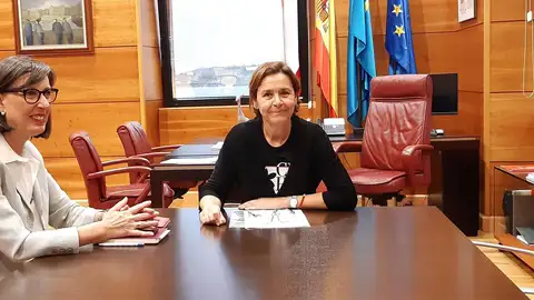 Reunión de Nieves Roqueñí y Carmen Moriyón Reunión de Nieves Roqueñí y Carmen Moriyón