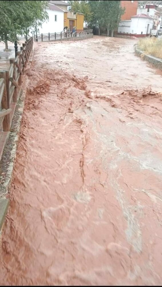 Abundante agua en Carrizosa