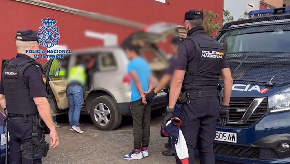 Momento de la detención de los integrantes de la banda