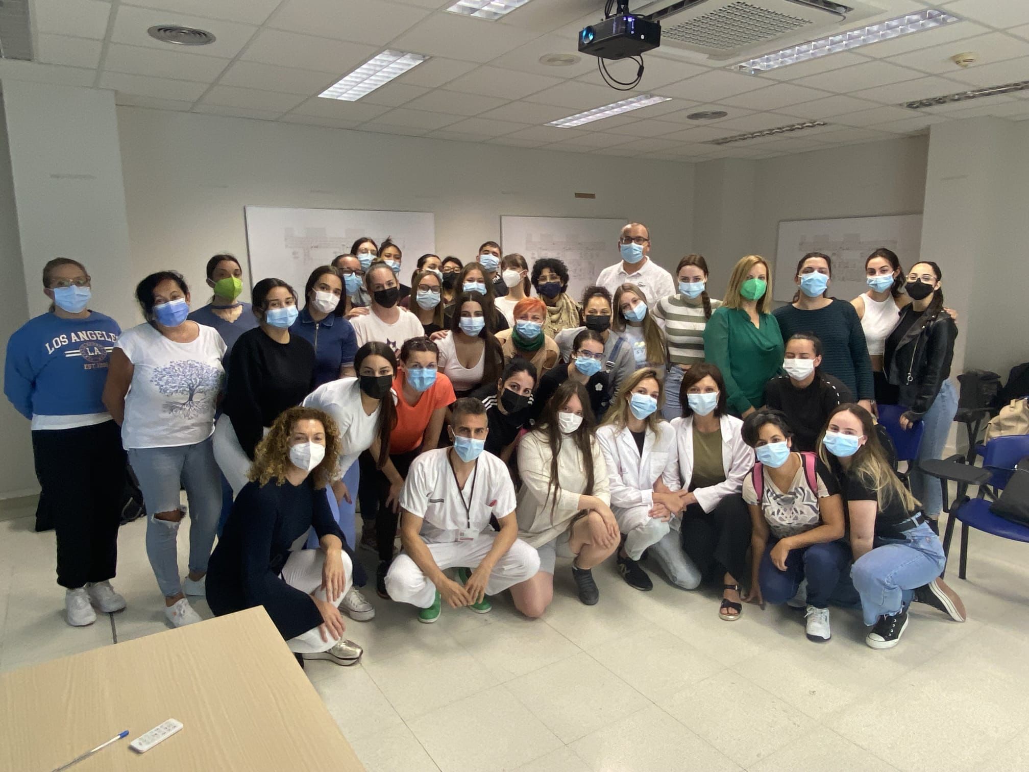 El hospital de Torrevieja acoge durante el verano a alumnos internacionales para sus prácticas El hospital de Torrevieja acoge durante el verano a alumnos internacionales para sus prácticas