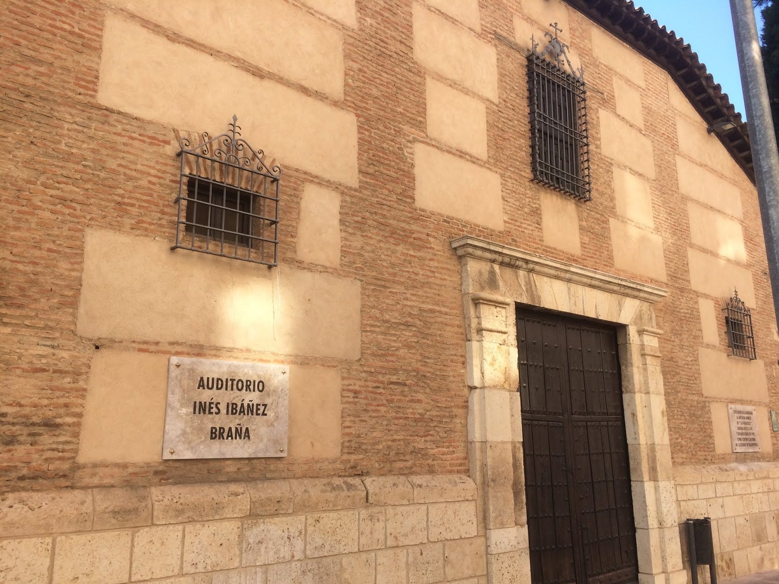 Hoy se celebra la muestra “Nuestros… Trajes de Ayer” Hoy se celebra la muestra “Nuestros… Trajes de Ayer”