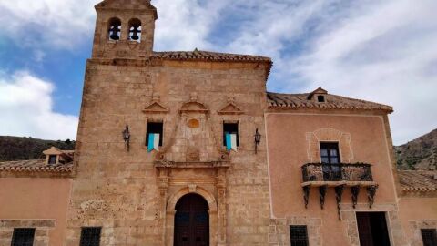 albox-santuario saliente