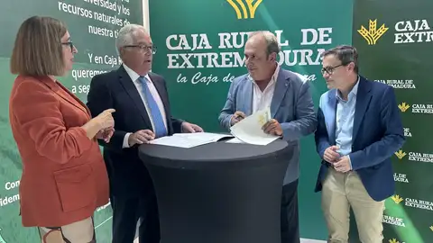Caja Rural de Extremadura renueva un año más su colaboración con el Salón Ovino de Castuera Caja Rural de Extremadura renueva un año más su colaboración con el Salón Ovino de Castuera