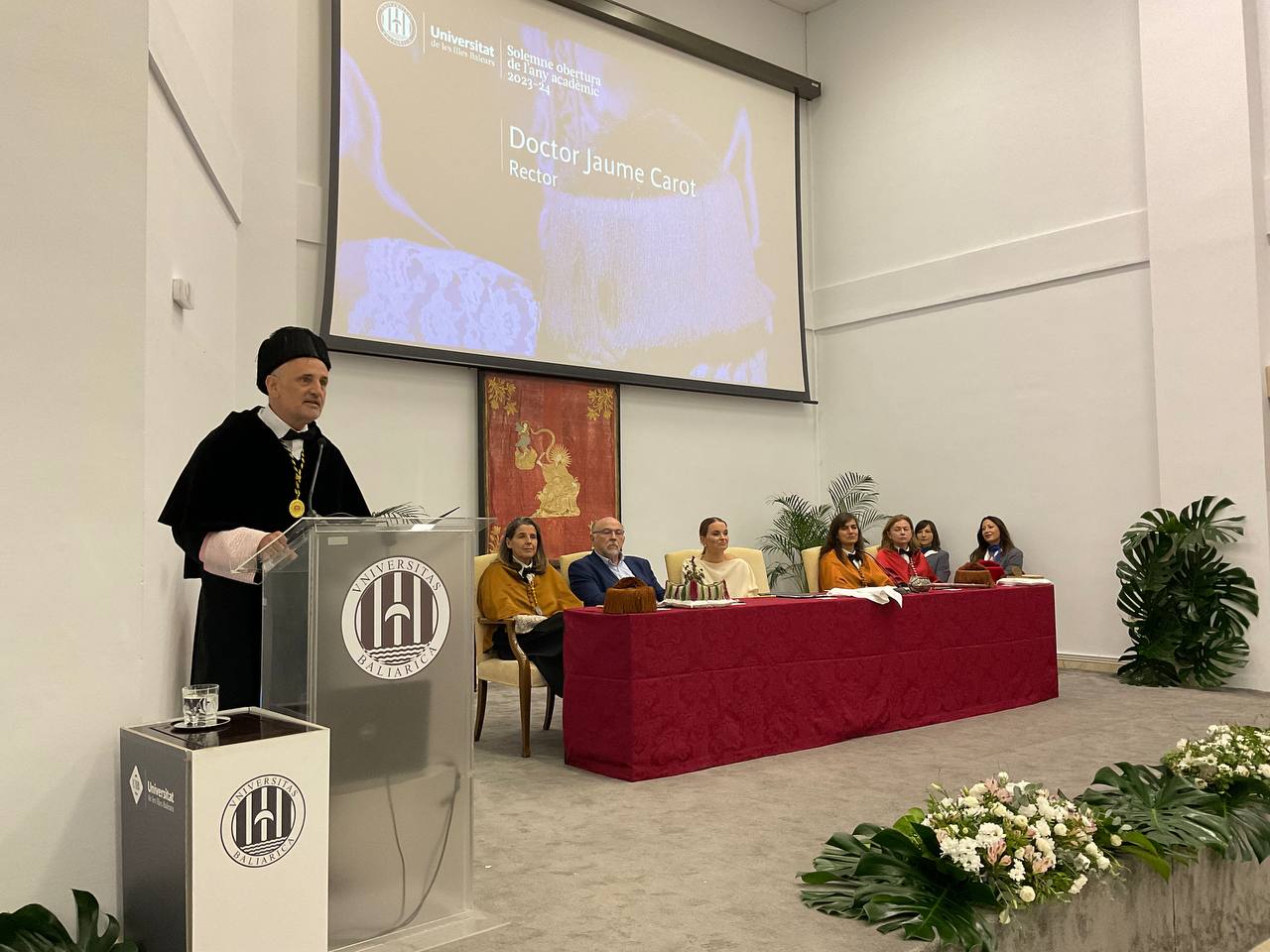 La UIB anuncia seis nuevas titulaciones: cuatro carreras y dos dobles grados La UIB anuncia seis nuevas titulaciones: cuatro carreras y dos dobles grados