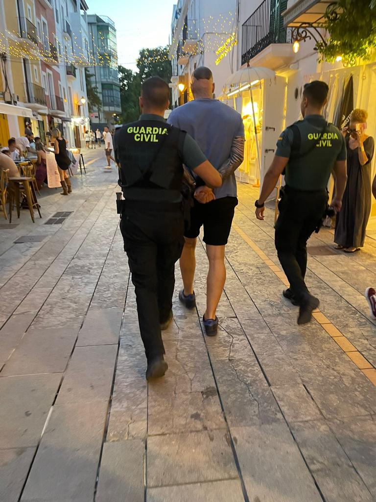 Capturado en un restaurante de Ibiza un destacado Ángel del Infierno Capturado en un restaurante de Ibiza un destacado Ángel del Infierno