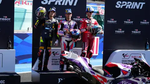 "Pole" y victoria en la carrera sprint para Jorge Martín, Vietti y Masiá en lo más alto "Pole" y victoria en la carrera sprint para Jorge Martín, Vietti y Masiá en lo más alto