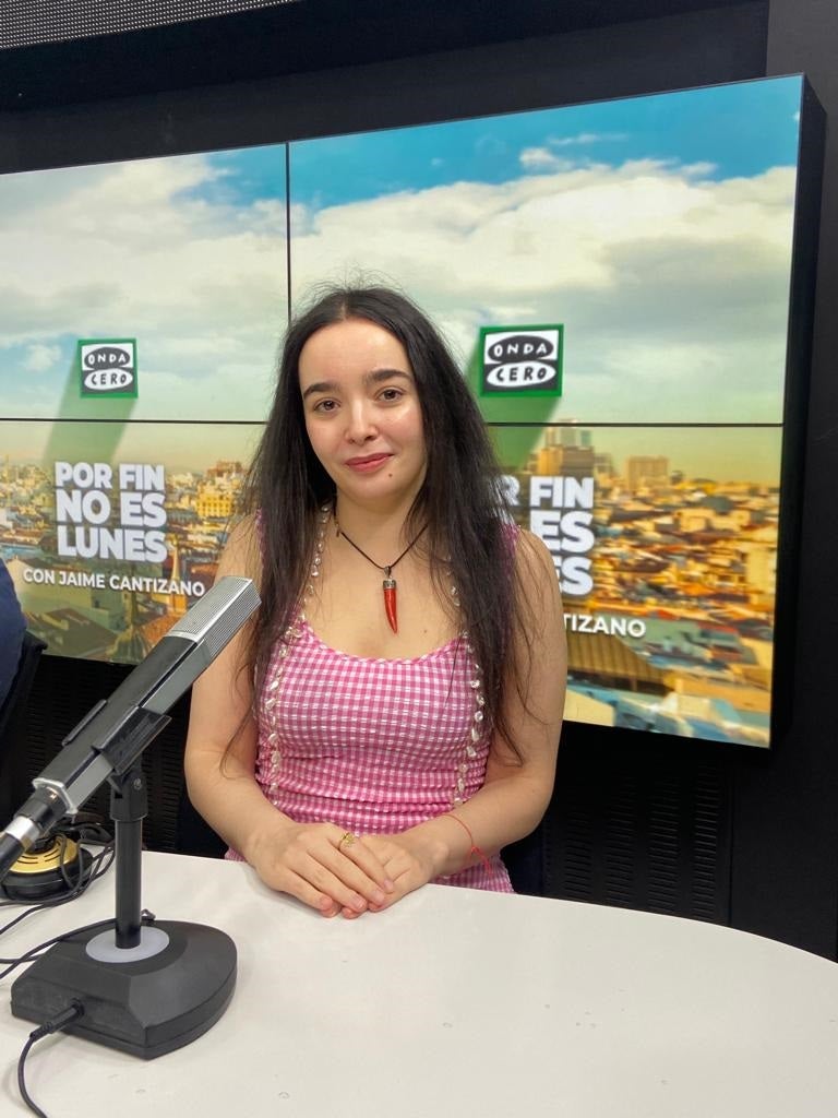 Ana Velasco, autora de 'Ropa Vieja': "Los primeros que llevaron bragas fueron los hombres" Ana Velasco, autora de 'Ropa Vieja': "Los primeros que llevaron bragas fueron los hombres"
