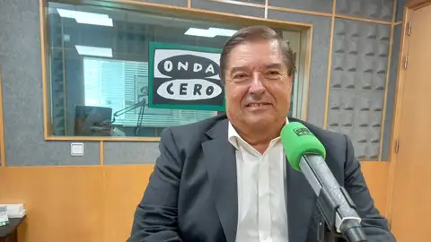 Xulio Abalde Rector da Universidade da Coruña.