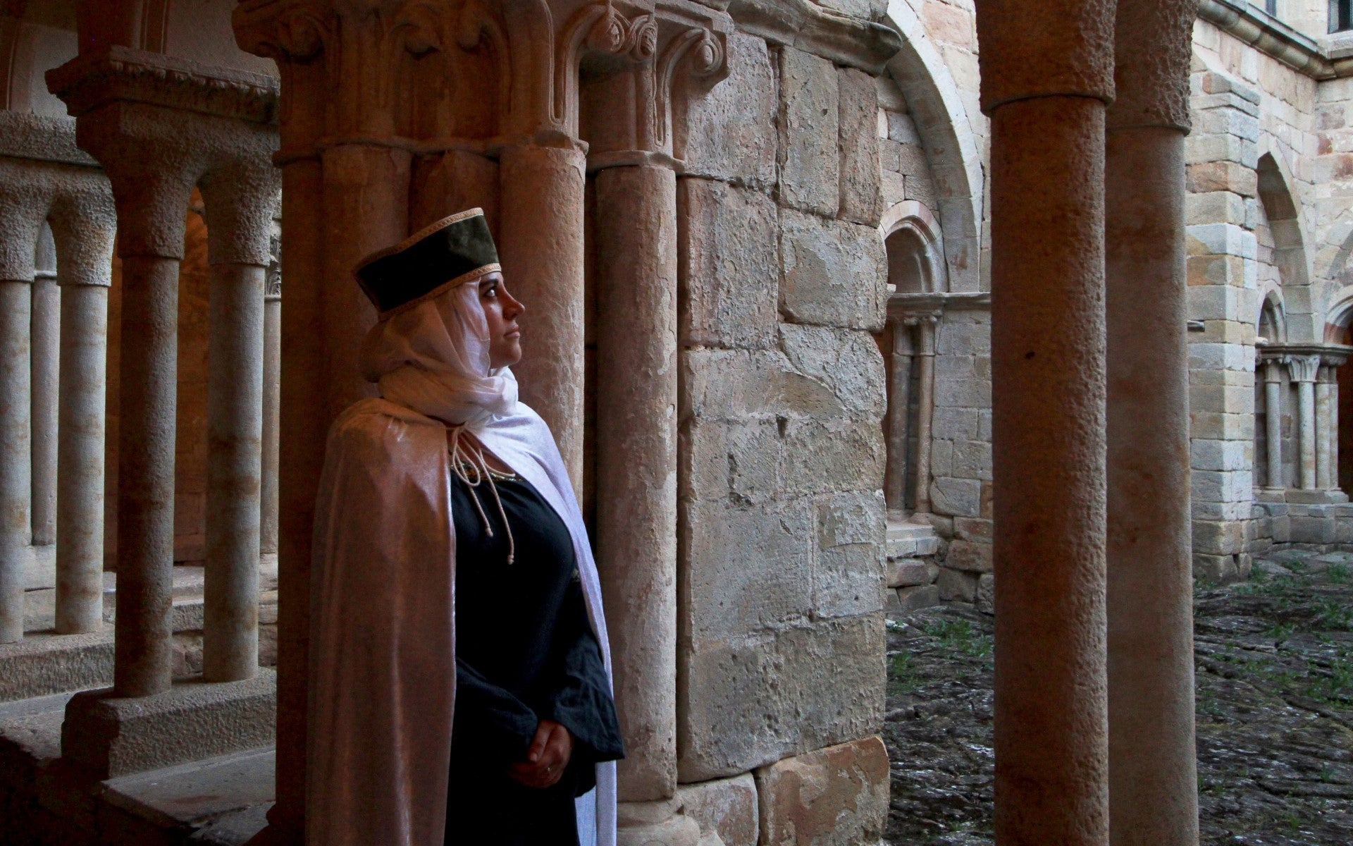 Más de 6.400 personas han visitado el Rom este verano Más de 6.400 personas han visitado el Rom este verano