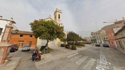 Plaza de la Iglesia de Horno de Alcedo