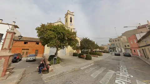 Plaza de la Iglesia de Horno de Alcedo obras