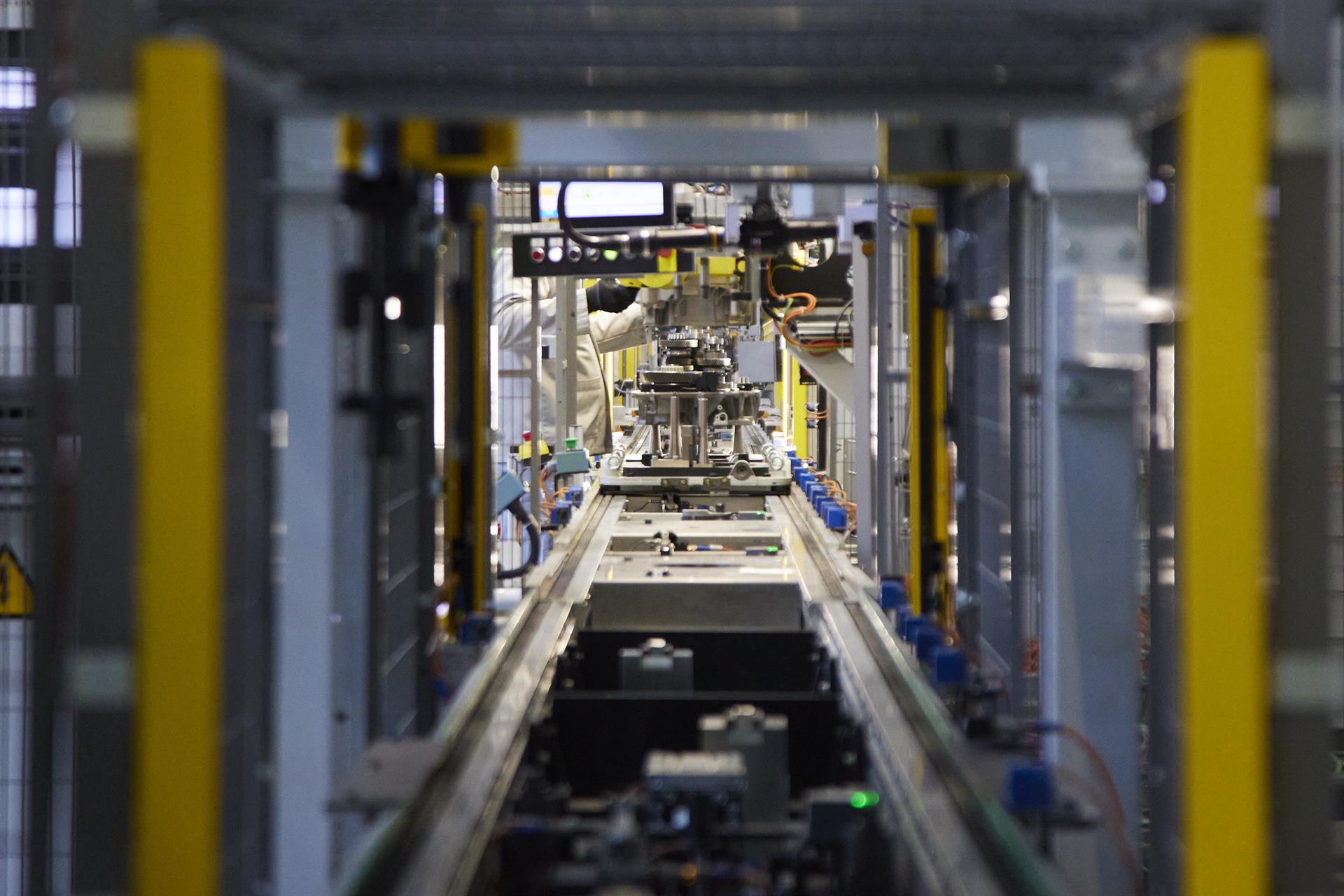 La gigafactoría de baterías de Navalmoral de la Mata (Cáceres) queda fuera de una nueva tanda de ayudas del Perte VEC II La gigafactoría de baterías de Navalmoral de la Mata (Cáceres) queda fuera de una nueva tanda de ayudas del Perte VEC II