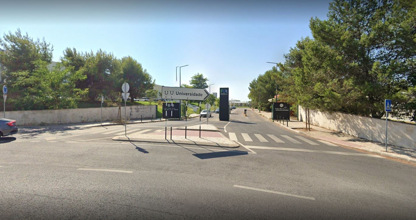 Muere una bebé en Portugal tras horas olvidada en el coche de su padre Muere una bebé en Portugal tras horas olvidada en el coche de su padre