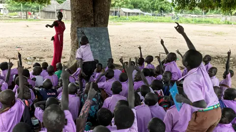72 millones de niños y niñas están sin escolarizar en zonas de emergencia y crisis 72 millones de niños y niñas están sin escolarizar en zonas de emergencia y crisis