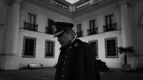 El actor Jaime Vadell, en una imagen promocional de la película 'El conde', de Pablo Larraín El actor Jaime Vadell, en una imagen promocional de la película 'El conde', de Pablo Larraín