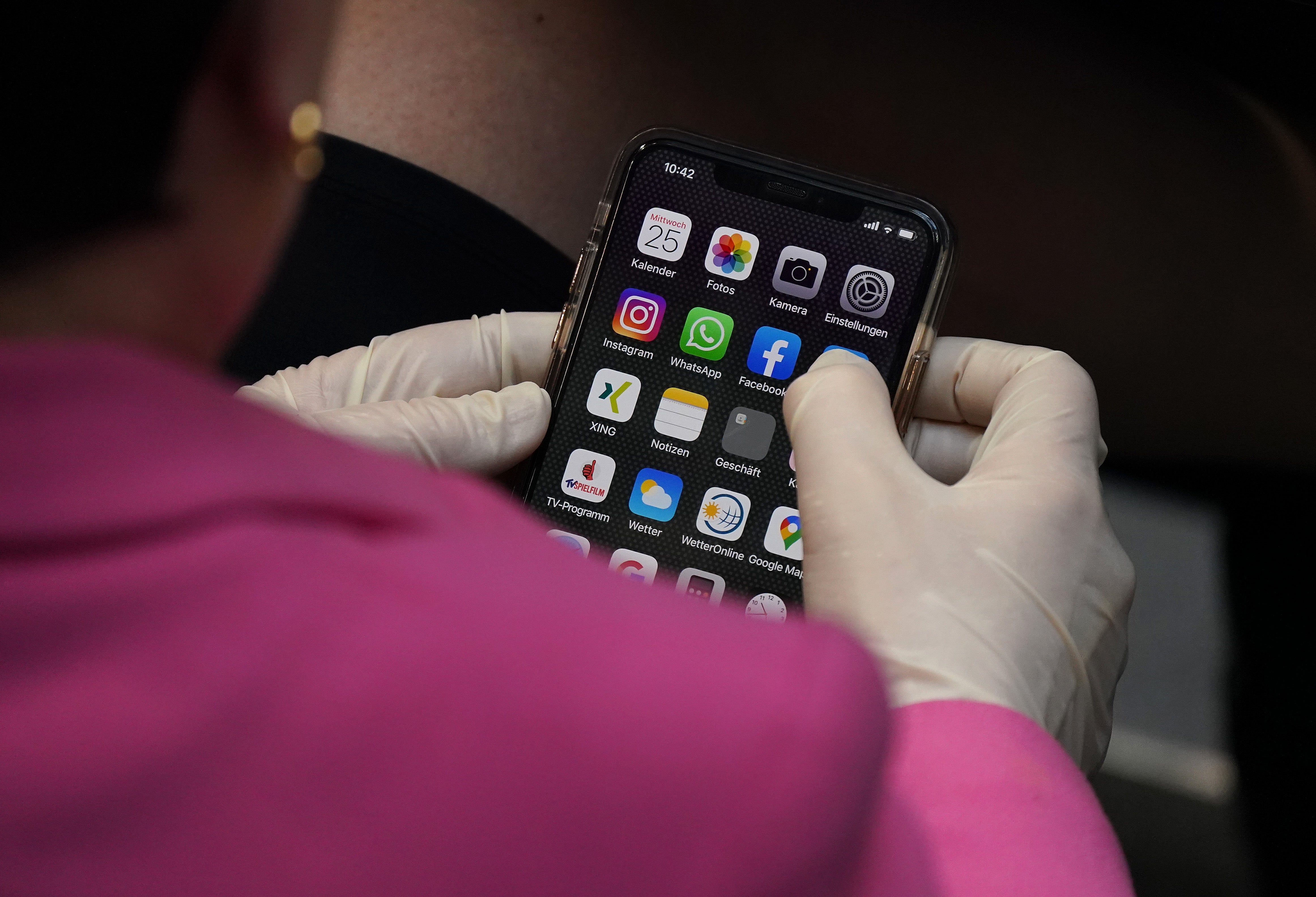 Cómo le puede afectar a mi salud las radiaciones altas de un iPhone 12 Cómo le puede afectar a mi salud las radiaciones altas de un iPhone 12