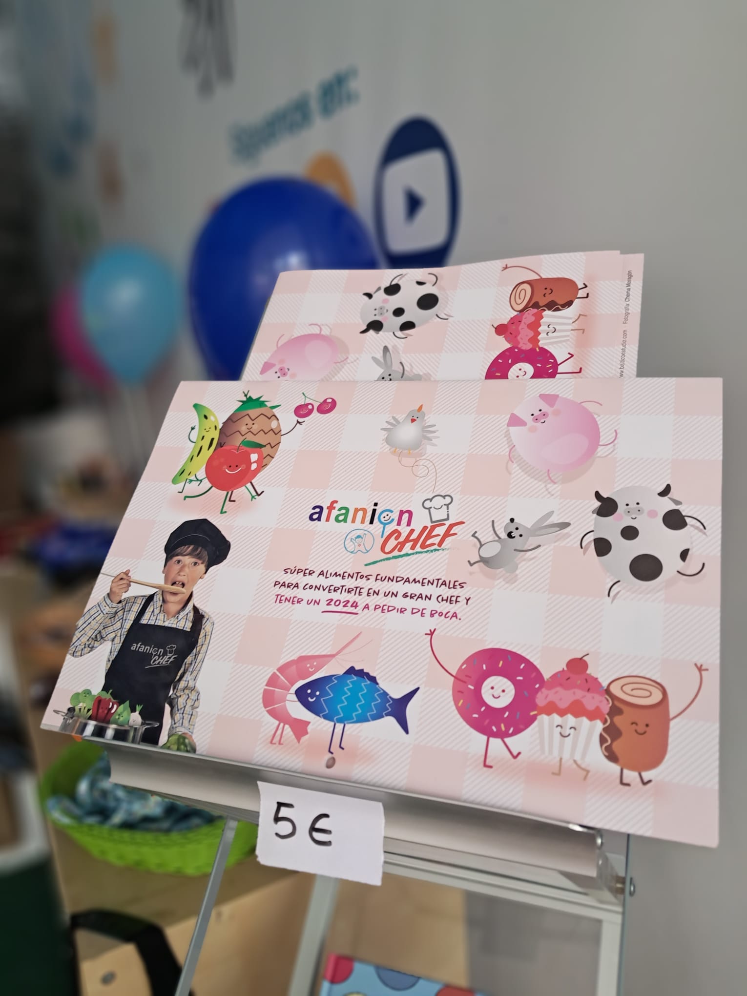 La Plaza del Altozano acoge la tienda solidaria de Afanion La Plaza del Altozano acoge la tienda solidaria de Afanion