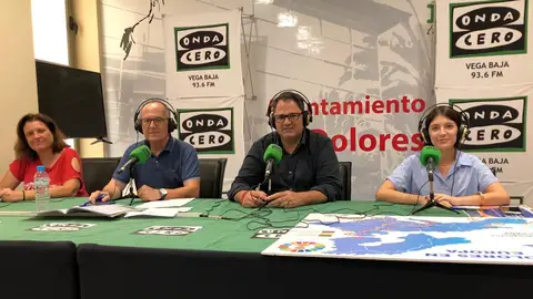 La radio en directo en las fiestas más populares de Dolores en honor a su patrona dolores