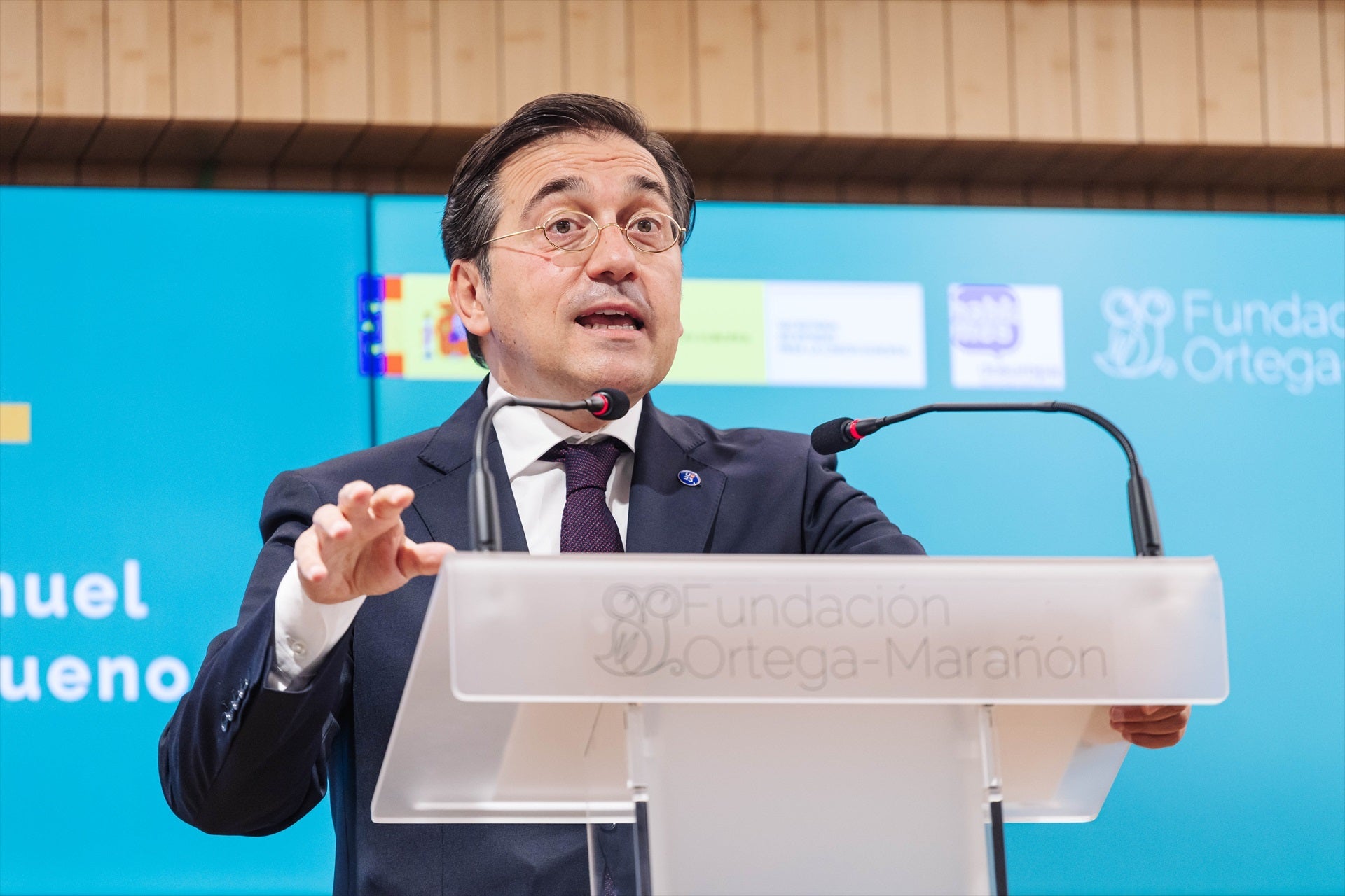 La Unión Europea empieza el debate sobre la oficialidad del catalán, euskera y gallego La Unión Europea empieza el debate sobre la oficialidad del catalán, euskera y gallego
