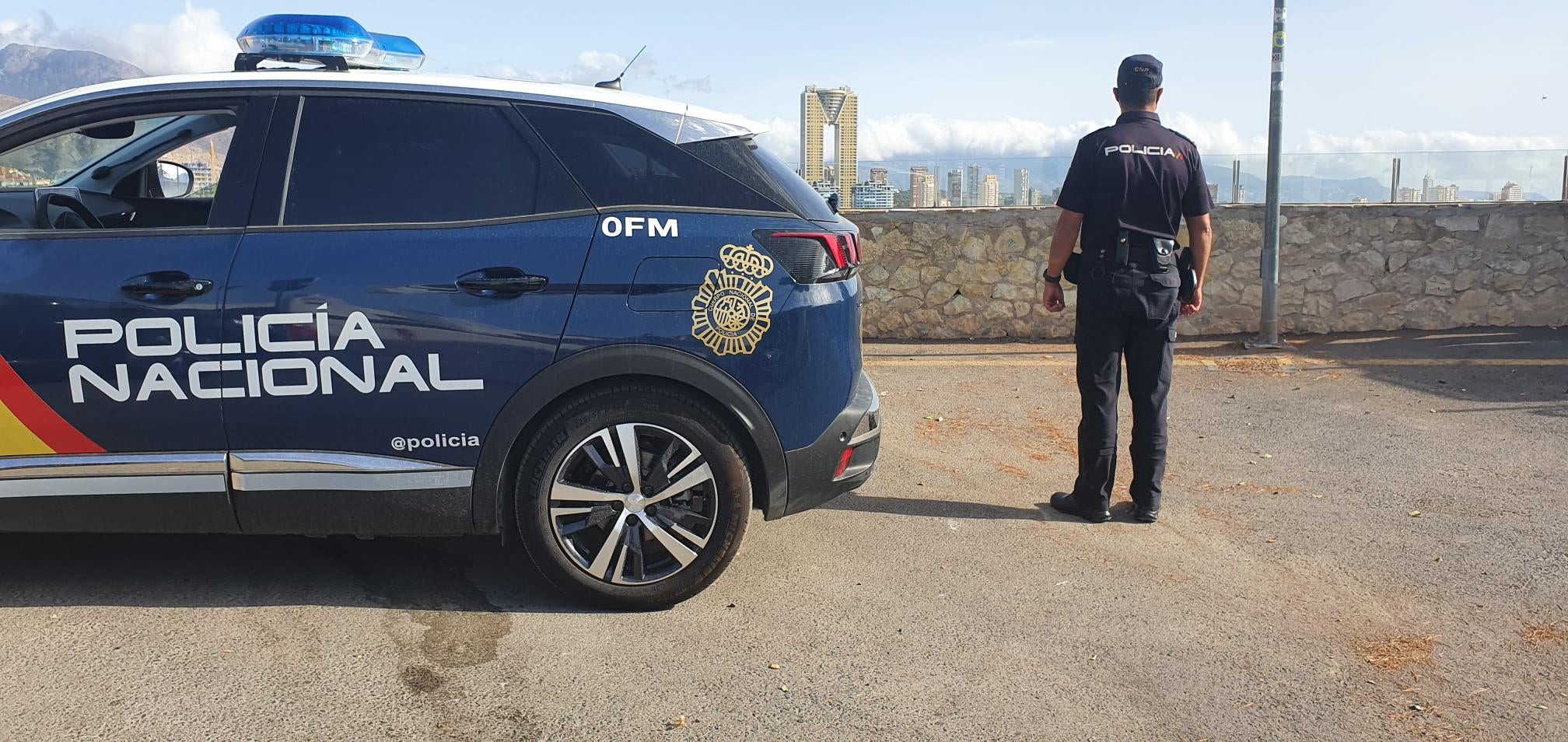 Queman con ácido a un ciudadano ucraniano, en Benidorm, en plena calle Queman con ácido a un ciudadano ucraniano, en Benidorm, en plena calle