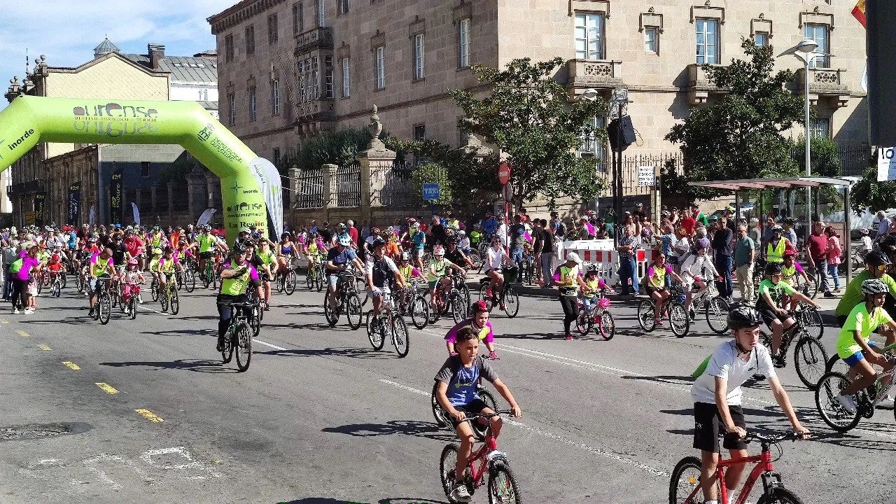 O 37º “Día da Bici” reunirá o 1 de outubro a milleiros de afeccionados O 37º “Día da Bici” reunirá o 1 de outubro a milleiros de afeccionados