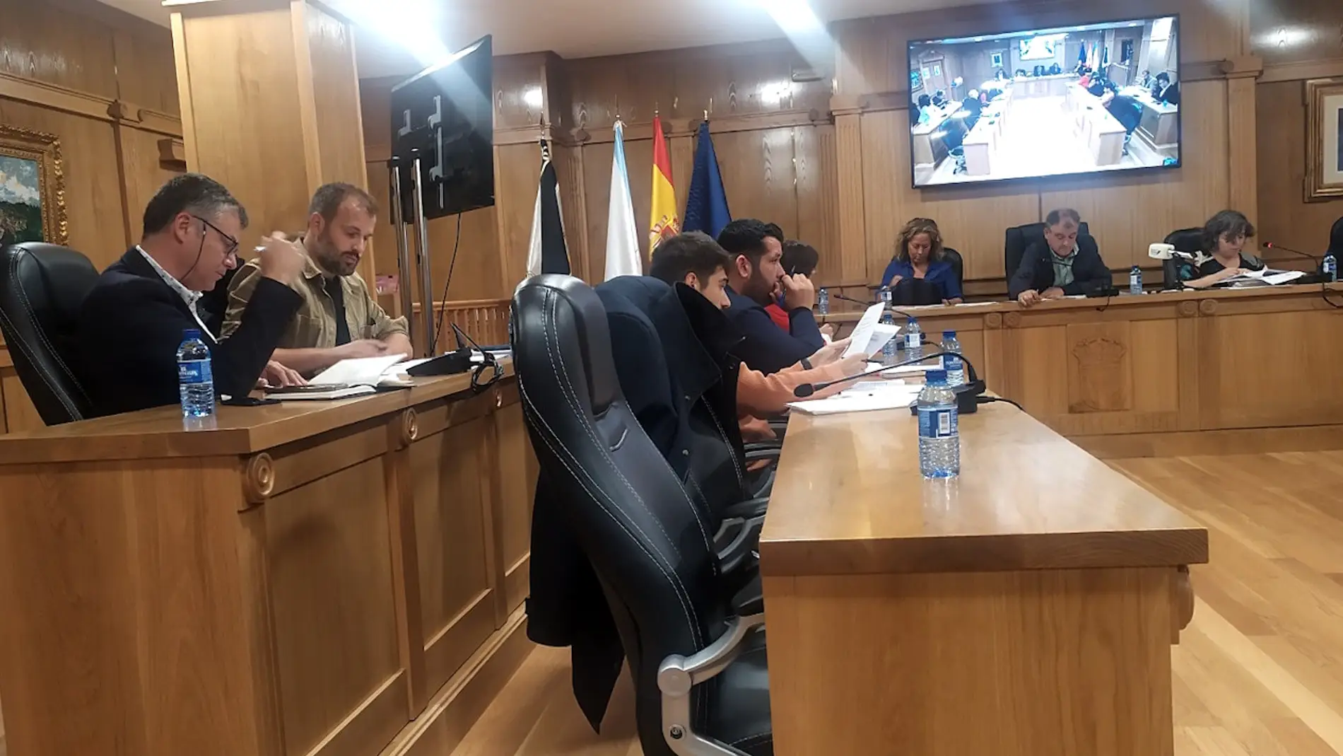 O pleno de Xinzo manifesta o seu rexeitamento ao macrocomplexo eólico na Limia