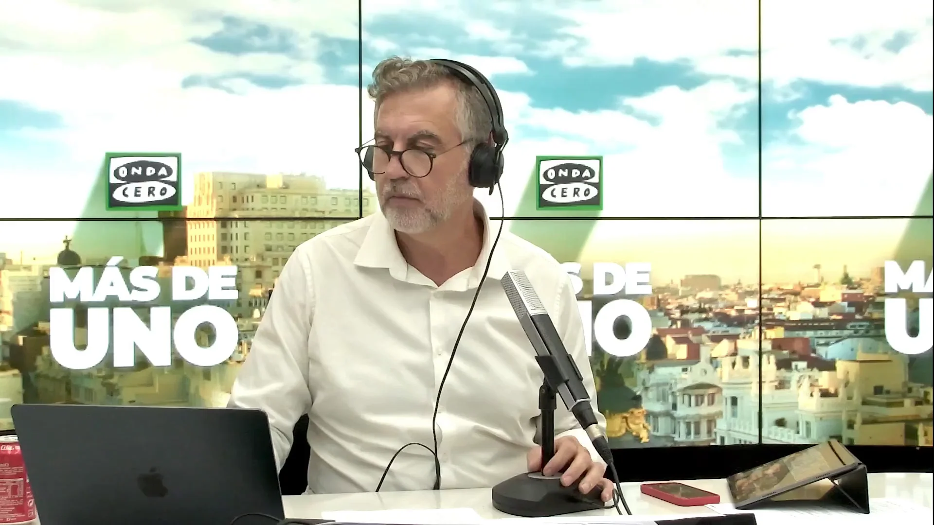 Alsina, sobre el precio de la investidura de Sánchez: "Hágase lo que se tenga que hacer" Alsina, sobre el precio de la investidura de Sánchez: "Hágase lo que se tenga que hacer"