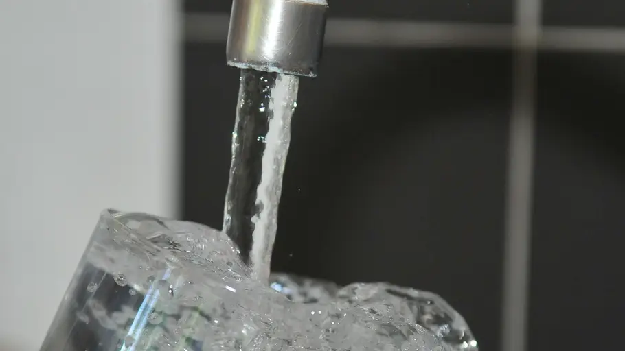 Agua del grifo Agua del grifo