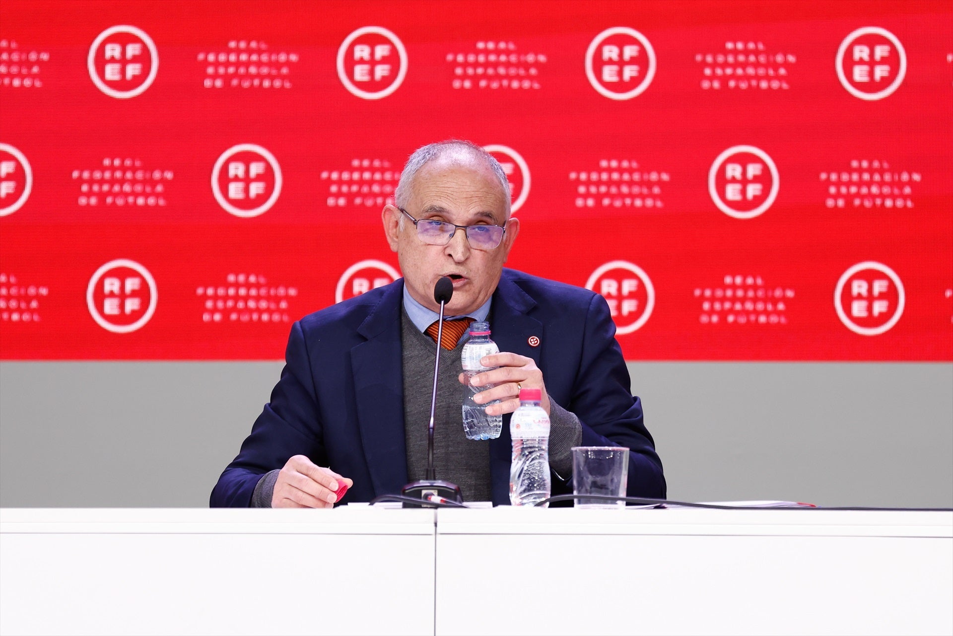 La RFEF destituye a su hasta ahora secretario general, Andreu Camps La RFEF destituye a su hasta ahora secretario general, Andreu Camps