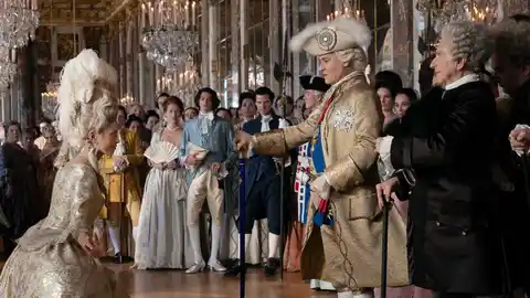 Maïwenn y Johnny Depp en un fotograma de la película 'Jeanne du Barry' Maïwenn y Johnny Depp en un fotograma de la película 'Jeanne du Barry'