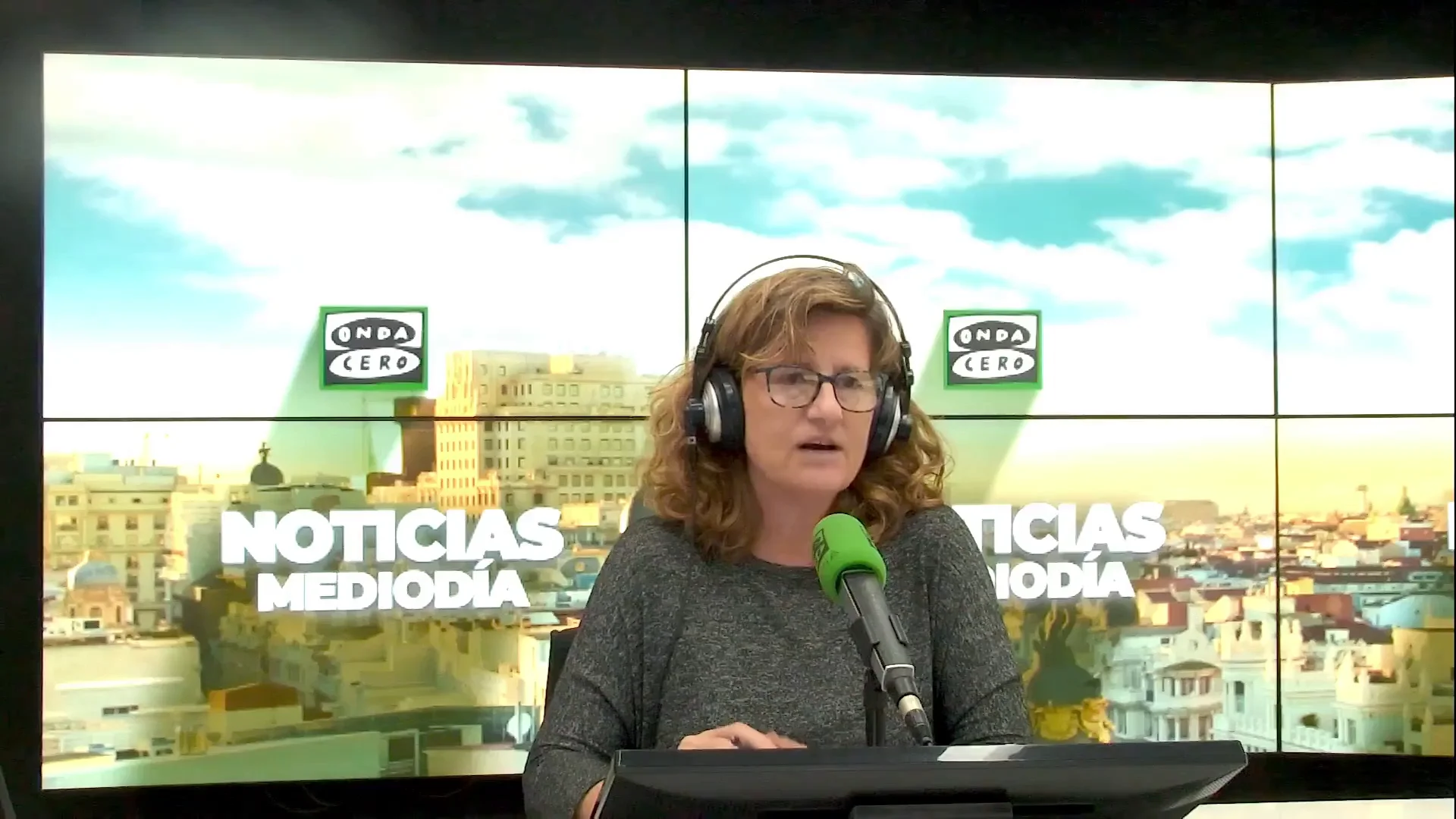 Elena Gijón: "Sánchez ganará, que le dijo Unamuno a los fascistas. Ganará pero no convencerá" Elena Gijón: "Sánchez ganará, que le dijo Unamuno a los fascistas. Ganará pero no convencerá"