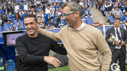 Carri&oacute;n saluda a Bolo en el Carlos Tartiere