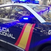 Un coche de la Policía Nacional. Imagen de archivo Un coche de la Policía Nacional. Imagen de archivo