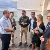 Nuria Montes llegando al foro de Movilidad de Benidorm Nuria Montes llegando al foro de Movilidad de Benidorm