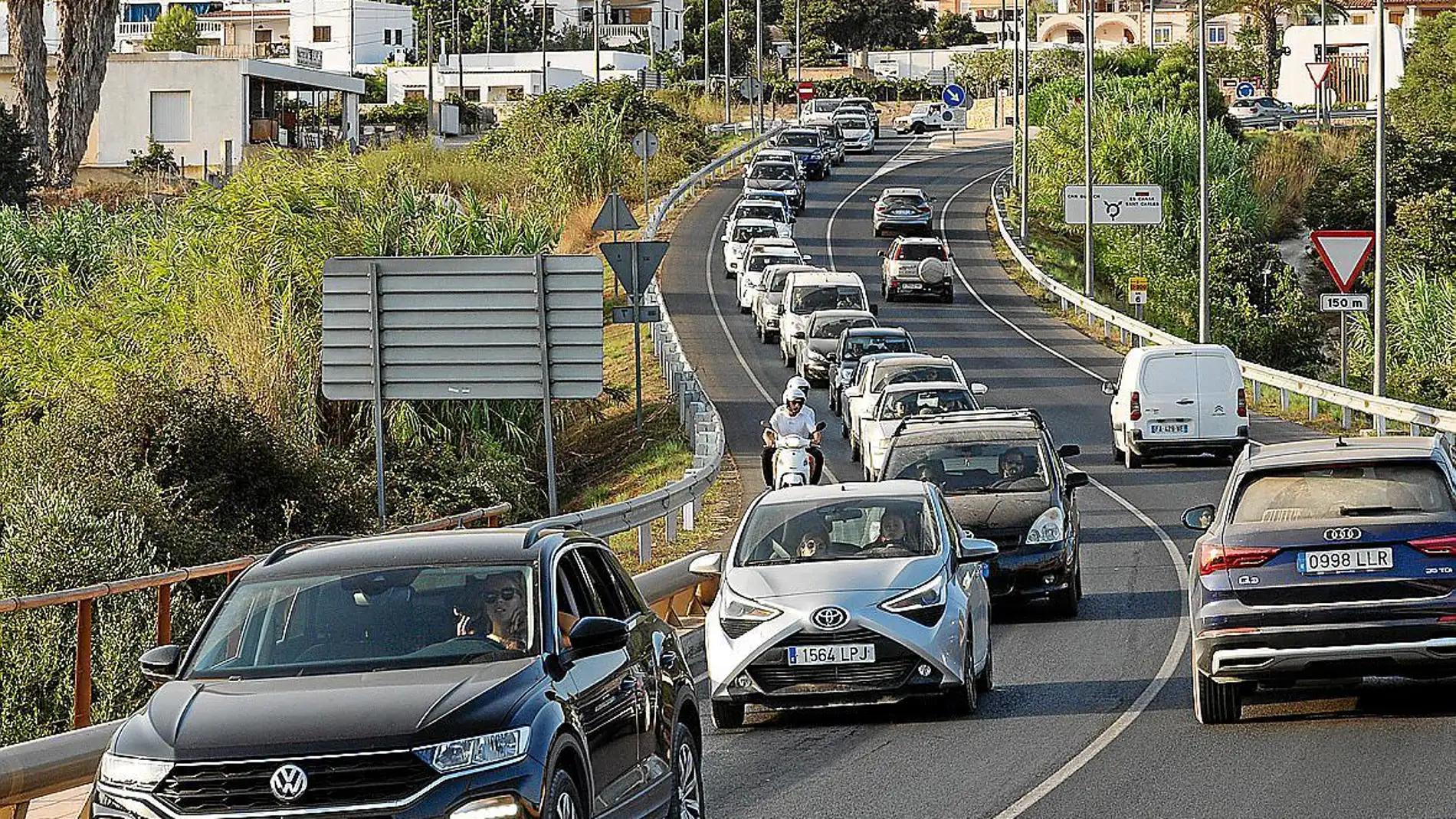 El parque automovilístico de Ibiza ha aumentado un 29,7 % en los últimos 10 años según el Observatorio de la Sostenibilidad 