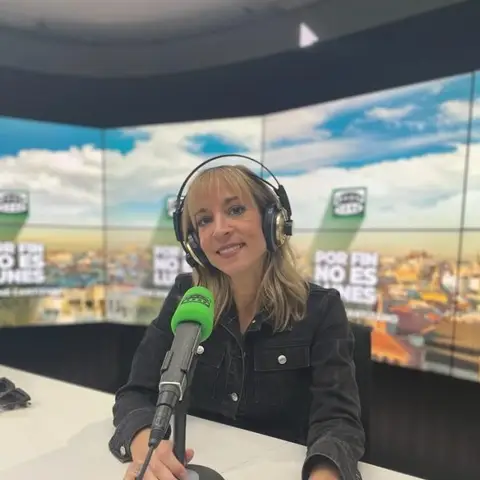 Rebeca Marín, colaboradora de 'Por fin no es lunes' Rebeca Marín, colaboradora de 'Por fin no es lunes'