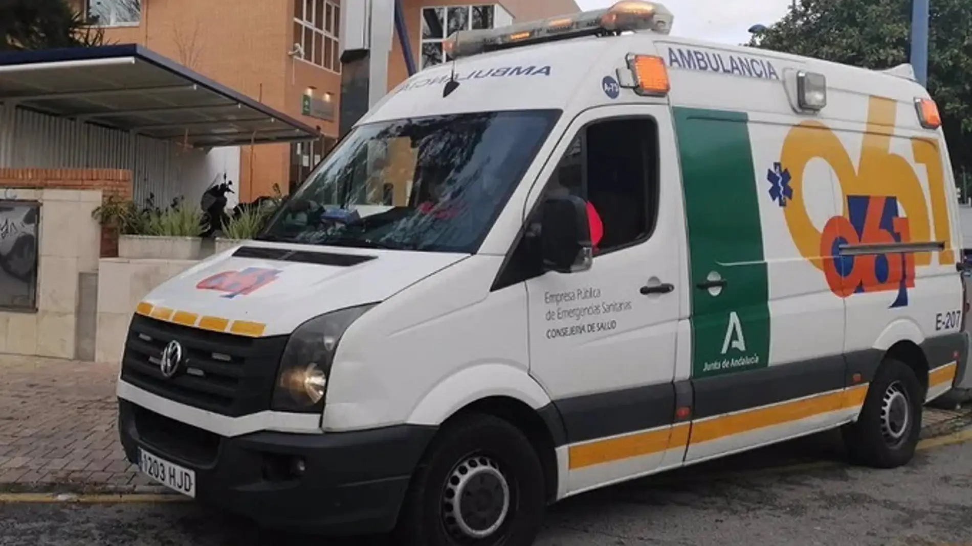 Dos muertos y un menor herido en sendos accidentes de tráfico en La Algaba y Alcalá de Guadaíra