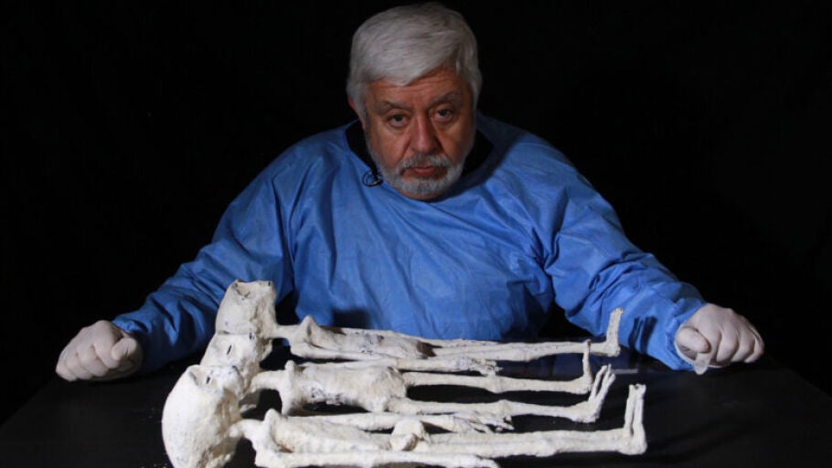 https:es.wired.com/articulos/tras-las-momias-de-nazca-la-comunidad-cientifica-se-pronuncia-en-la-unam-sobre-la-vida-extraterrestre