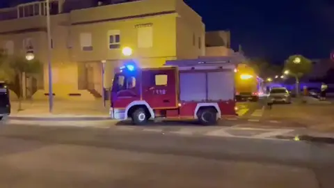 Un fallecido y un herido muy grave por quemaduras en la explosión registrada en una vivienda de Alicante Un fallecido y un herido muy grave por quemaduras en la explosión registrada en una vivienda de Alicante