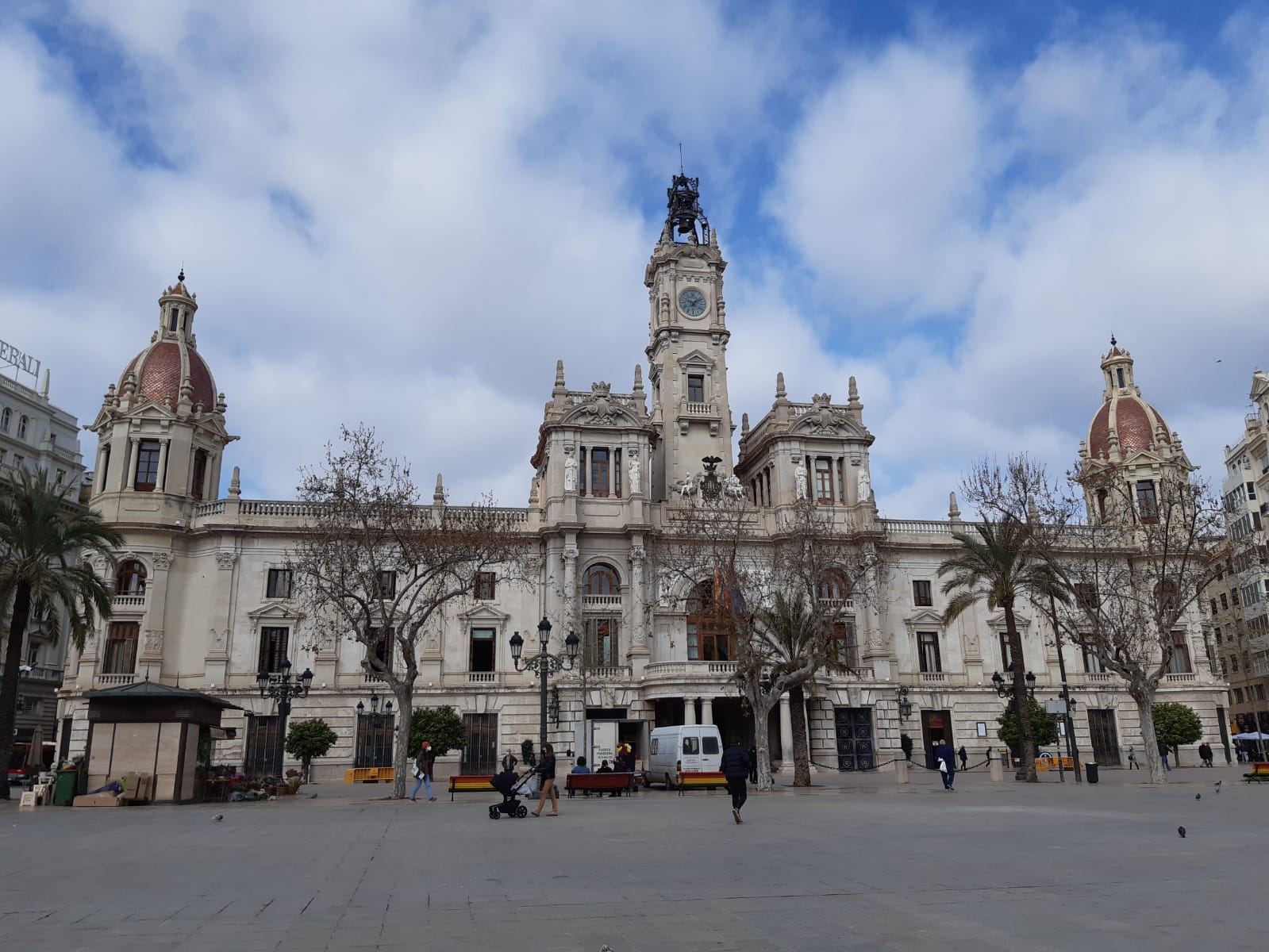 Los vecinos de València avalan mayoritariamente 1441 propuestas planteadas en los presupuestos participativos Los vecinos de València avalan mayoritariamente 1441 propuestas planteadas en los presupuestos participativos