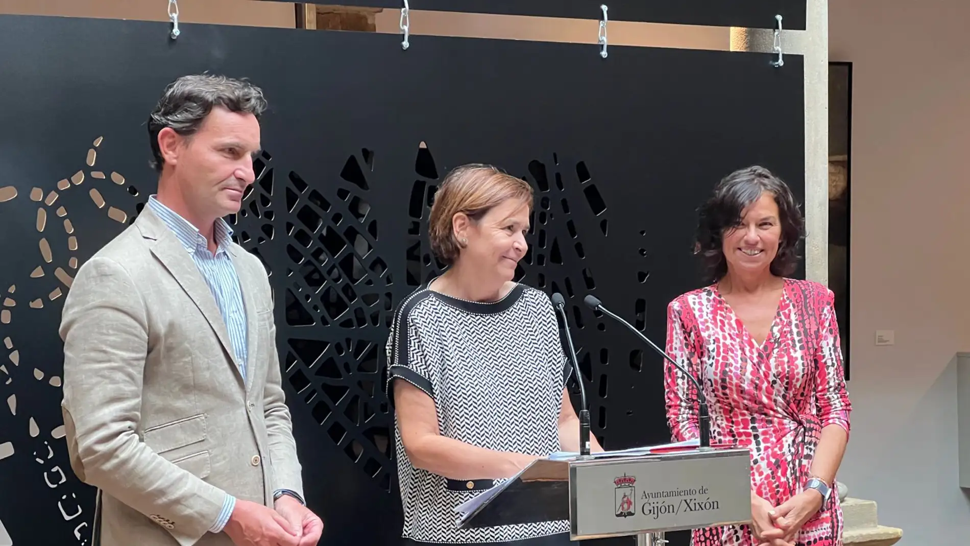 Gijón acuerda con Cajastur la cesión del Palacio de Revillagigedo en 2024 