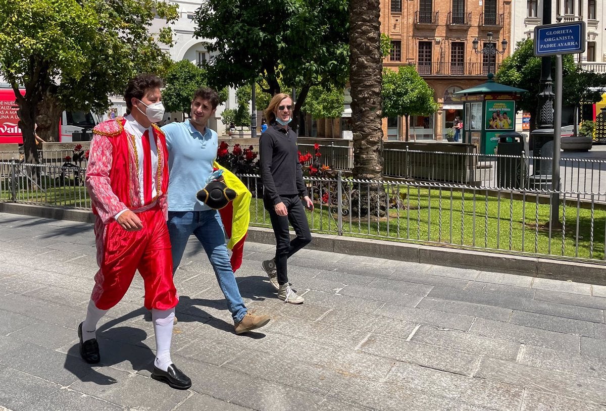 Coto a las despedidas de soltero con charangas Coto a las despedidas de soltero con charangas