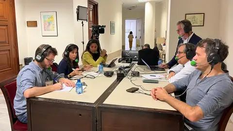 Tertulia en el Congreso de los Diputados de Más de Uno Tertulia en el Congreso de los Diputados de Más de Uno
