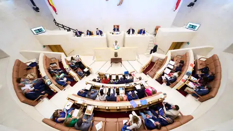 Pleno del Parlamento de Cantabria Pleno del Parlamento de Cantabria